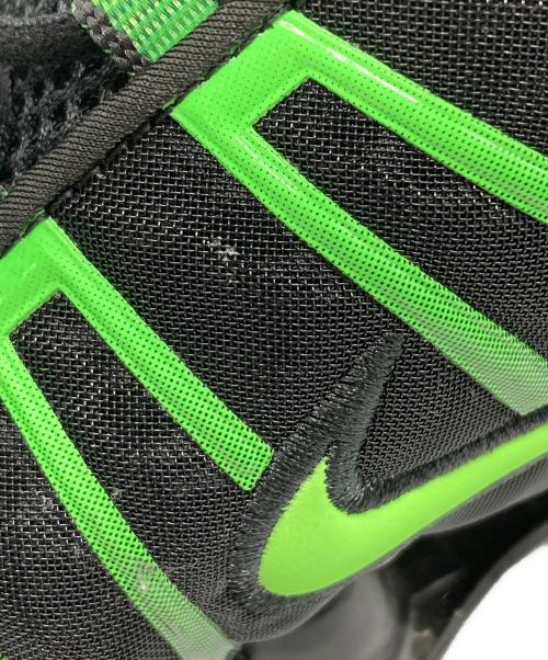 NIKE（ナイキ）NIKE (ナイキ) スニーカー ブラック×グリーン サイズ:28cmの古着・服飾アイテム