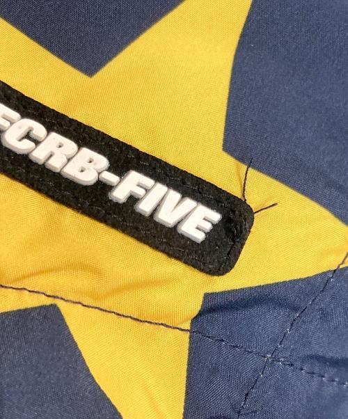 F.C.R.B.（エフシーレアルブリストル）F.C.R.B. (エフシーレアルブリストル) スター柄ジップジャケット ネイビー サイズ:Mの古着・服飾アイテム