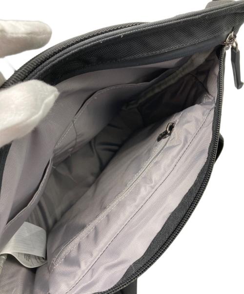 ARC'TERYX（アークテリクス）ARC'TERYX (アークテリクス) ARRO 8ショルダーバッグ ブラックの古着・服飾アイテム