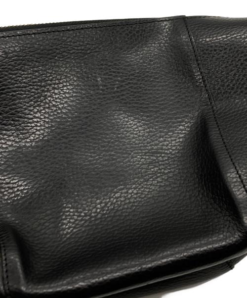 ART BROWN（アートブラウン）ART BROWN (アートブラウン) レザーショルダーバッグ ブラックの古着・服飾アイテム