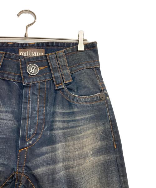 GALLIANO（ガリアーノ）GALLIANO (ガリアーノ) 3Dカーブダメージデニムパンツ インディゴ サイズ:30　44の古着・服飾アイテム