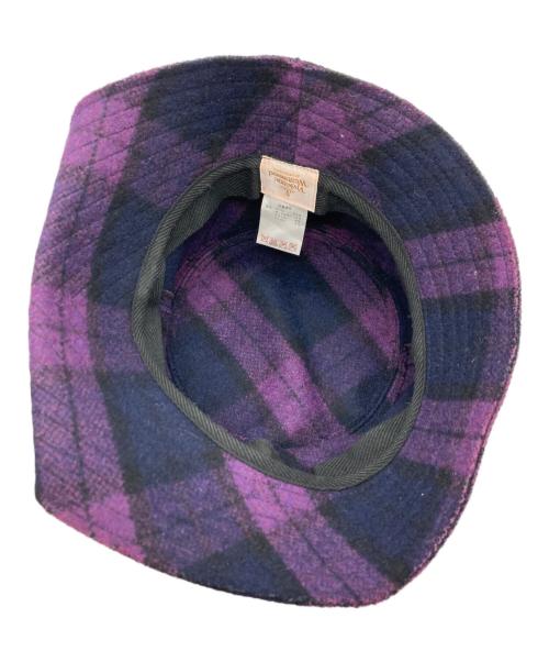 Vivienne Westwood（ヴィヴィアンウエストウッド）Vivienne Westwood (ヴィヴィアンウエストウッド) オーブボタンチェックハット パープルの古着・服飾アイテム
