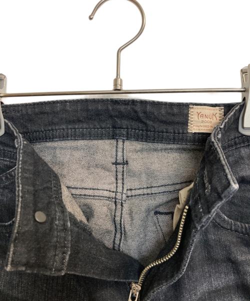 YANUK（ヤヌーク）YANUK (ヤヌーク) スリムテーパード VINCENTⅡデニムパンツ グレー サイズ:29の古着・服飾アイテム