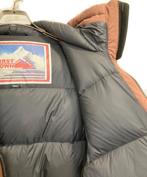 FIRST DOWN（ファーストダウン）FIRST DOWN (ファーストダウン) ダウンジャケット ブラウン サイズ:Ｓの古着・服飾アイテム