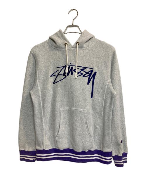 Champion REVERSE WEAVE（チャンピオン リバース ウィーブ）Champion REVERSE WEAVE (チャンピオン リバース ウィーブ) stussy (ステューシー) コラボプルオーバーパーカー グレー サイズ:Sの古着・服飾アイテム