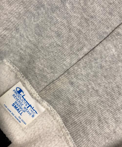 Champion REVERSE WEAVE（チャンピオン リバース ウィーブ）Champion REVERSE WEAVE (チャンピオン リバース ウィーブ) stussy (ステューシー) コラボプルオーバーパーカー グレー サイズ:Sの古着・服飾アイテム