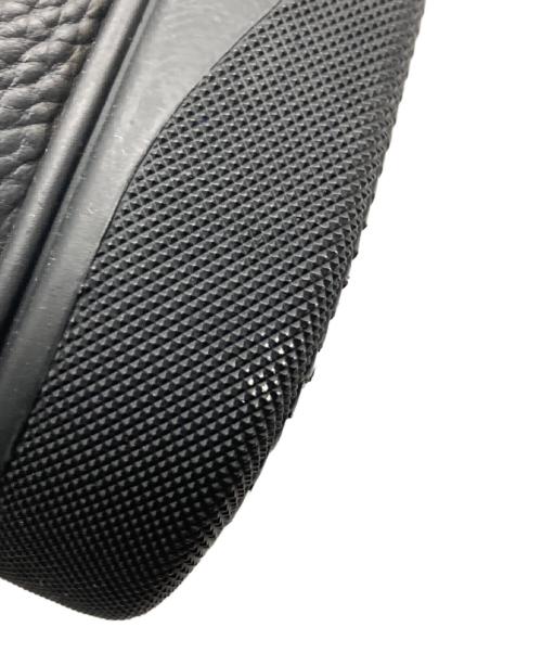 VALENTINO GARAVANI（ヴァレンティノ・ガラヴァーニ）VALENTINO GARAVANI (ヴァレンティノ・ガラヴァーニ) ローカットスニーカー ブラック サイズ:46の古着・服飾アイテム