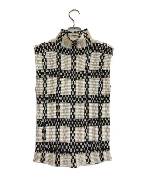 ISSEY MIYAKE（イッセイミヤケ）ISSEY MIYAKE (イッセイミヤケ) ノースリーブプリーツブラウス ホワイト サイズ:Mの古着・服飾アイテム