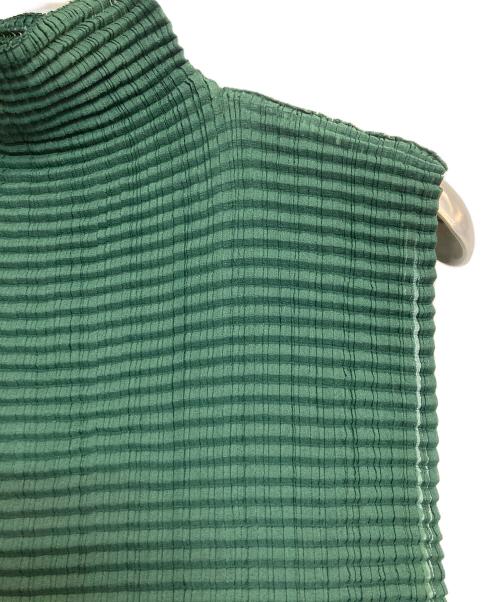 ISSEY MIYAKE（イッセイミヤケ）ISSEY MIYAKE (イッセイミヤケ) プリーツブラウス グリーン サイズ:Ｍの古着・服飾アイテム