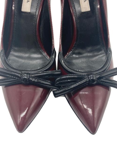PRADA（プラダ）PRADA (プラダ) パテントパンプス レッド サイズ:35の古着・服飾アイテム