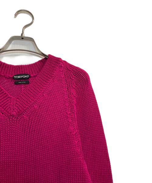 TOM FORD（トムフォード）TOM FORD (トムフォード) Vネックコットンニット ショッキングピンク サイズ:Ｓの古着・服飾アイテム