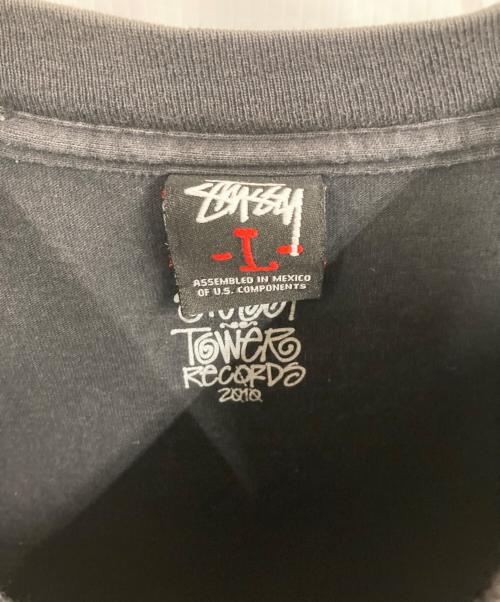 stussy（ステューシー）stussy (ステューシー) ヴィーナスプリントコラボTシャツ ブラック サイズ:Ｌの古着・服飾アイテム