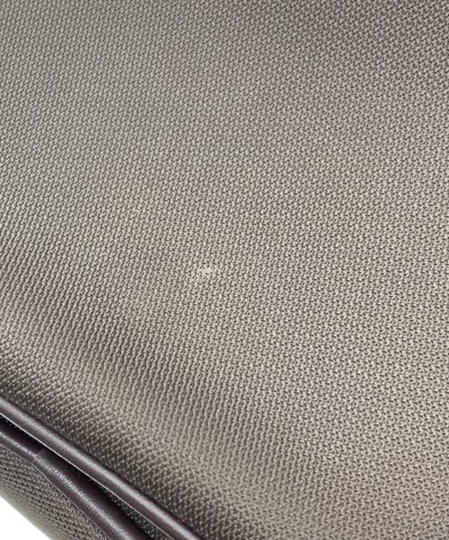 ISSEY MIYAKE（イッセイミヤケ）ISSEY MIYAKE (イッセイミヤケ) ショルダーバッグ ブラウンの古着・服飾アイテム