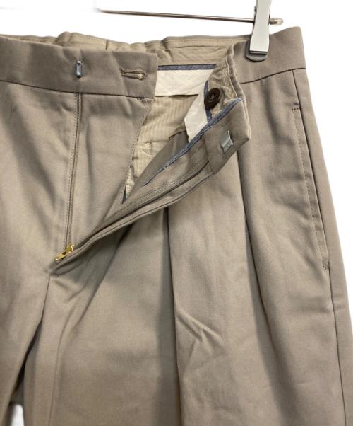BIBLIOTHECA（ビブリアテカ）BIBLIOTHECA (ビブリアテカ) 2タックパンツ カーキ サイズ:Ｍの古着・服飾アイテム