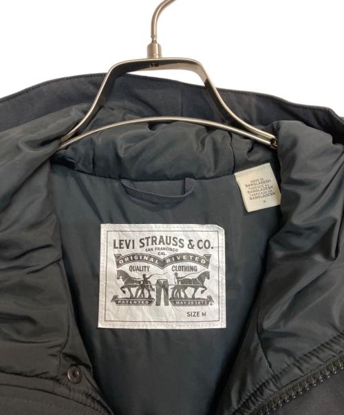 LEVI'S（リーバイス）LEVI'S (リーバイス) ナイロン中綿ジャケット ブラック サイズ:Mの古着・服飾アイテム