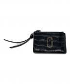 MARC JACOBSマークジェイコブズ）の古着「クロコエンボストップジップマルチウォレット」｜ブラック