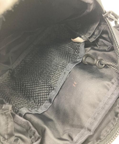 SUPREME（シュプリーム）SUPREME (シュプリーム) CORDURAショルダーポーチ ブラックの古着・服飾アイテム