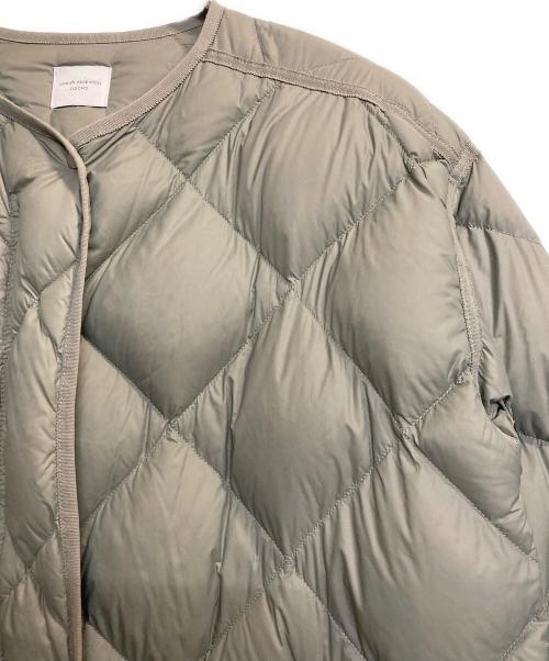 URBAN RESEARCH DOORS（アーバンリサーチドアーズ）URBAN RESEARCH DOORS (アーバンリサーチドアーズ) キルティングダウンコート グリーン サイズ:ＦＲＥＥの古着・服飾アイテム