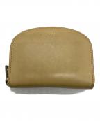 A.P.C.アーペーセー）の古着「ハーフムーンコンパクトウォレット」｜アイボリー