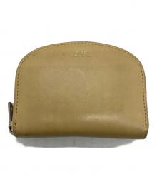 A.P.C.（アーペーセー）の古着「ハーフムーンコンパクトウォレット」｜アイボリー