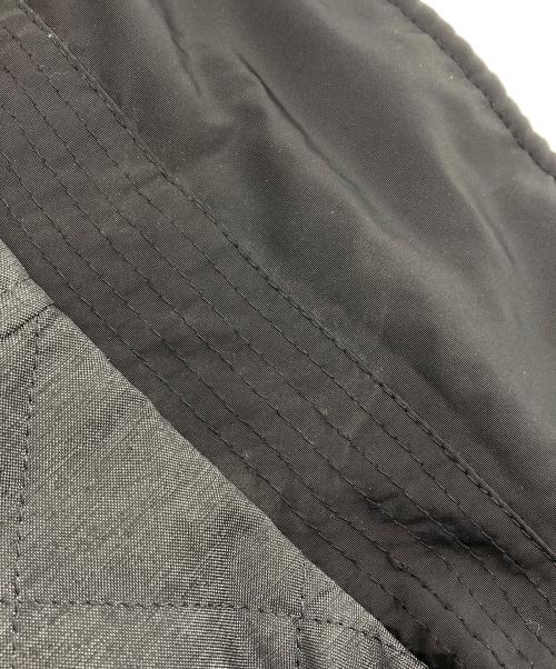 Eddie Bauer（エディーバウアー）Eddie Bauer (エディーバウアー) リバーシブルジャケット グレー×ブラック サイズ:Mの古着・服飾アイテム