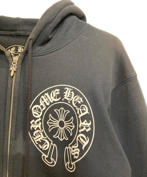CHROME HEARTS（クロムハーツ）CHROME HEARTS (クロムハーツ) ホースシュースタープリントジップパーカー ブラック サイズ:Ｍの古着・服飾アイテム