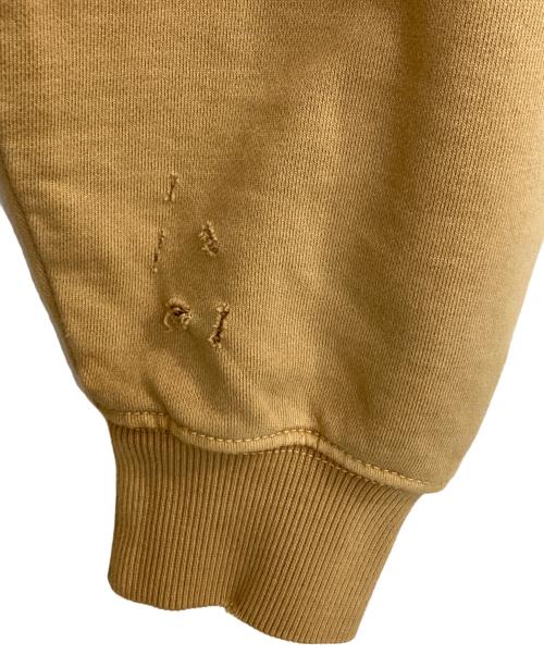 DIESEL（ディーゼル）DIESEL (ディーゼル) S-NEW-GINN-BRU / ワンポイント刺繍ダメージクルーネックスウェット カーキ サイズ:Ｌの古着・服飾アイテム