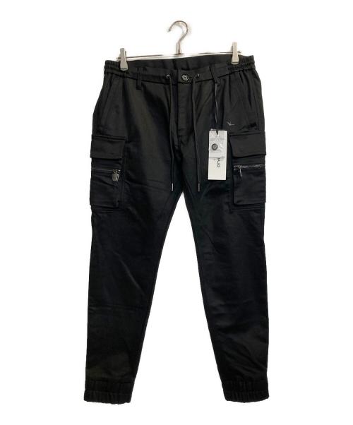 1PIU1UGUALE3 RELAX（ウノピゥウノウグァーレトレ リラックス）1PIU1UGUALE3 RELAX (ウノピゥウノウグァーレトレ リラックス) スリムカーゴパンツ ブラック サイズ:Ｌの古着・服飾アイテム