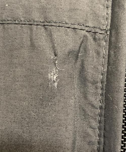 mont-bell（モンベル）mont-bell (モンベル) リバーシブルコロラドパーカ / ダウンジャケット ブルー×ブラック サイズ:Ｓの古着・服飾アイテム