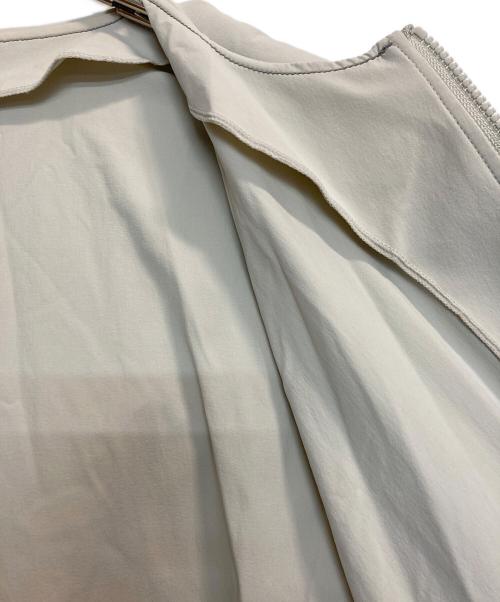 ETRE TOKYO（エトレトウキョウ）ETRE TOKYO (エトレトウキョウ) カーフネックフードカバーアップ グレー サイズ:Fの古着・服飾アイテム