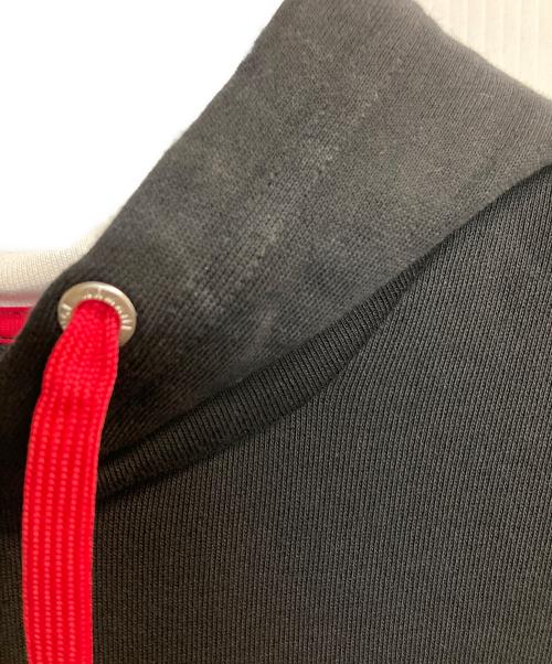 ARMANI EXCHANGE（アルマーニ エクスチェンジ）ARMANI EXCHANGE (アルマーニ エクスチェンジ) フォト＆メッセージデザイン スウェットパーカ ブラック サイズ:Lの古着・服飾アイテム