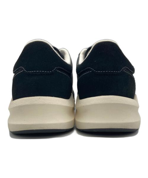 Sangacio（サンガッチョ）SANGACIO (サンガッチョ) にゅBLOWバンクシーグラフィティフォト アイボリー×ブラック サイズ:26.5cmの古着・服飾アイテム