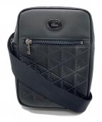 LACOSTEラコステ）の古着「エンボスモノグラムショルダーバッグ」｜ブラック