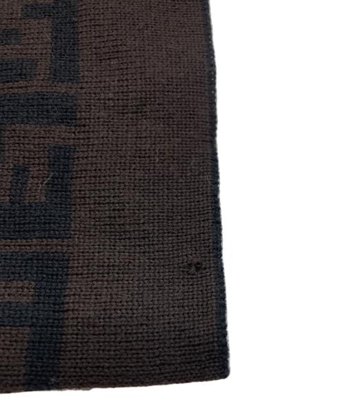 FENDI（フェンディ）FENDI (フェンディ) ズッカ柄グラデーションマフラー ブラック×ベージュの古着・服飾アイテム