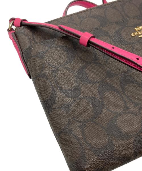 COACH（コーチ）COACH (コーチ) シグネチャーミニショルダーバッグ ピンク×ブラウンの古着・服飾アイテム