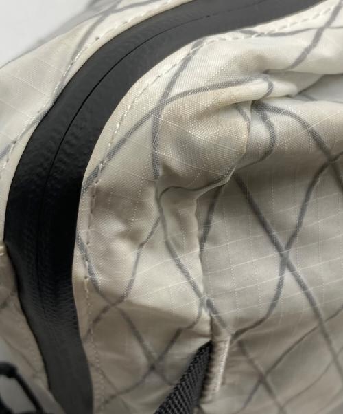 and wander（アンドワンダー）and wander (アンドワンダー) X-pack TOOL BAG / ショルダーバッグ ホワイトの古着・服飾アイテム