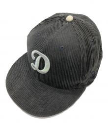 New Era（ニューエラ）の古着「オーロラ刺繍コーデュロイキャップ」｜グレー