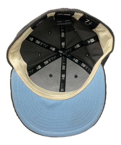 New Era（ニューエラ）New Era (ニューエラ) オーロラ刺繍コーデュロイキャップ グレーの古着・服飾アイテム
