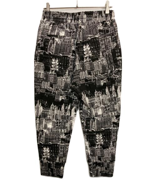 Onitsuka Tiger（オニツカタイガー）Onitsuka Tiger (オニツカタイガー) 総柄スウェットパンツ ブラック×ホワイト サイズ:Ｍの古着・服飾アイテム