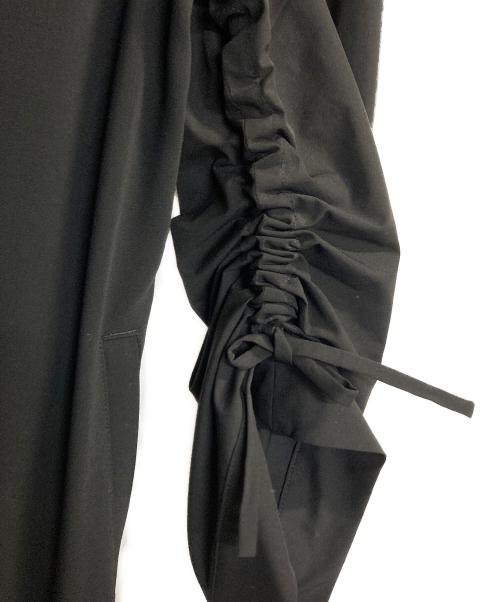 UN3D.（アンスリード）UN3D. (アンスリード) ギャザースリーブワンピース ブラック サイズ:36の古着・服飾アイテム