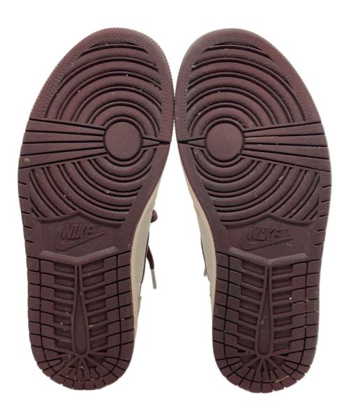 NIKE（ナイキ）NIKE (ナイキ) A Ma Maniere (ア・マ・マニエール) AIR JORDAN 1 RETRO HI OG / エアジョーダン ホワイト×ボルドー サイズ:US9.5の古着・服飾アイテム