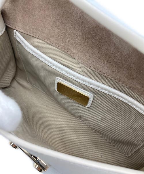 FURLA（フルラ）FURLA (フルラ) メトロポリスチェーンショルダーバッグ アイボリーの古着・服飾アイテム