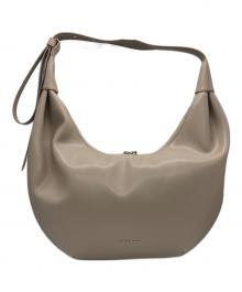 CHARLES & KEITH（チャールズアンドキース）の古着「カーブホーボーバッグ」｜ベージュ