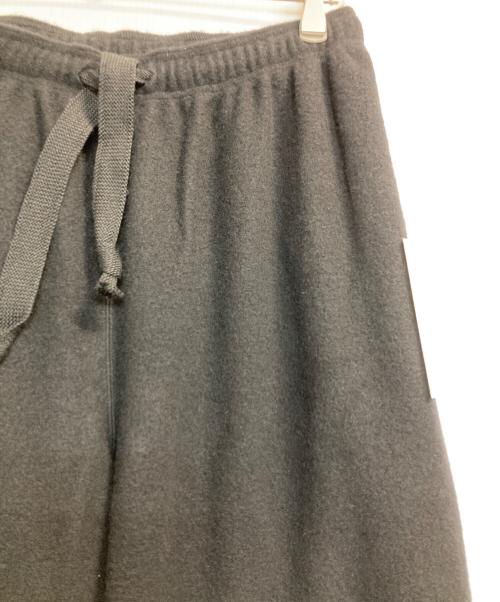 MARKA（マーカ）MARKA (マーカ) 130s ウールナッピング / ワイドシリンダーフィットイージーパンツ ブラック サイズ:2の古着・服飾アイテム
