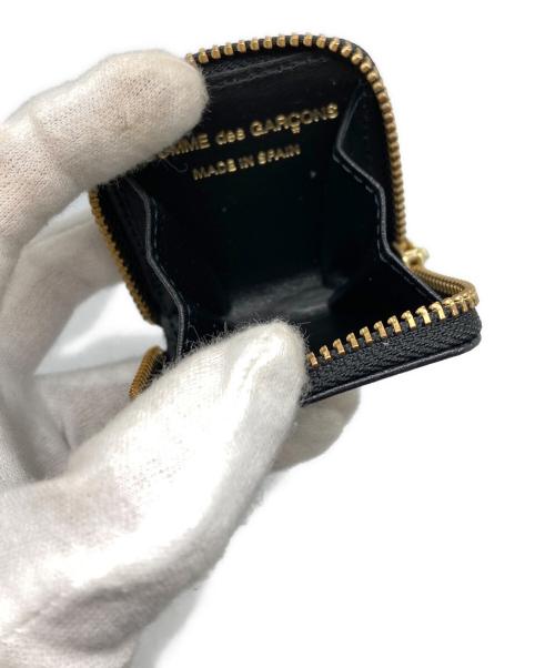 COMME des GARCONS（コムデギャルソン）COMME des GARCONS (コムデギャルソン) ラウンドファスナーコインケース ブラックの古着・服飾アイテム