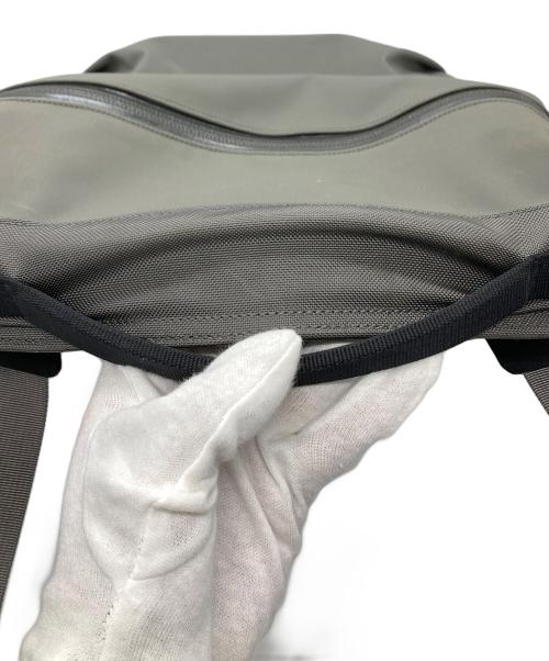 ARC'TERYX（アークテリクス）ARC'TERYX (アークテリクス) BEAMS別注ARRO 8 SHOULDERBAG / アローショルダーバッグの古着・服飾アイテム