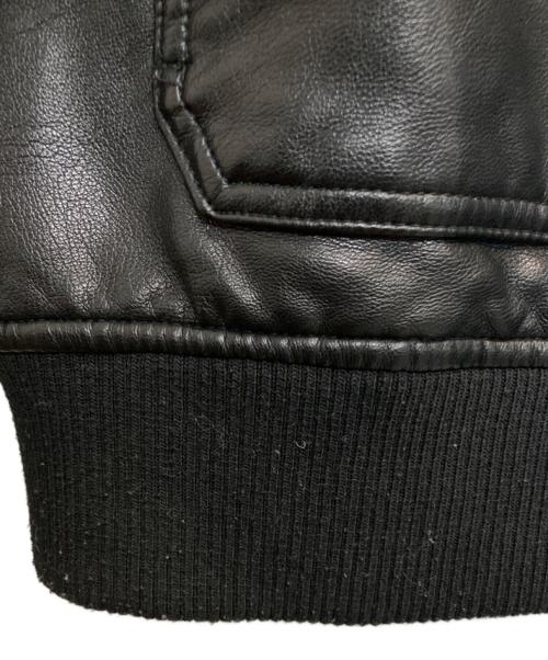 LEVI'S（リーバイス）LEVI'S (リーバイス) MA-1スタイルエコレザージャケット ブラック サイズ:XLの古着・服飾アイテム