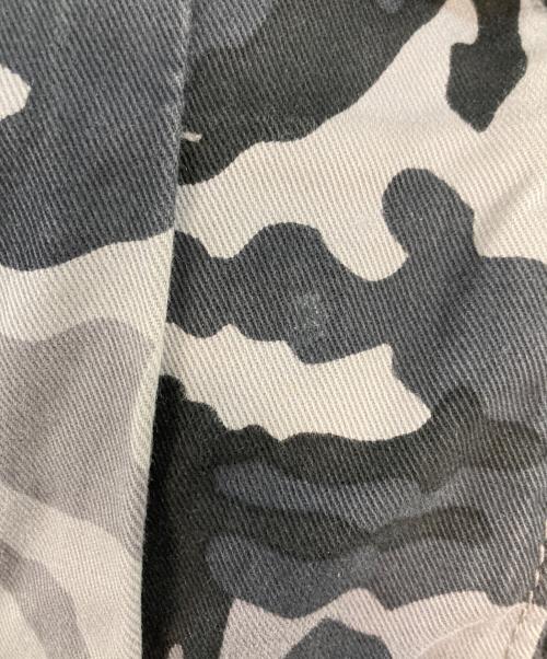 LEVI'S（リーバイス）LEVI'S (リーバイス) カモフラパンツ ブラック×グレー サイズ:W32の古着・服飾アイテム