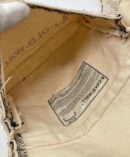 A-COLD-WALL（ア・コールド・ウォール）A-COLD-WALL (ア・コールド・ウォール) ショルダーポーチ カーキの古着・服飾アイテム