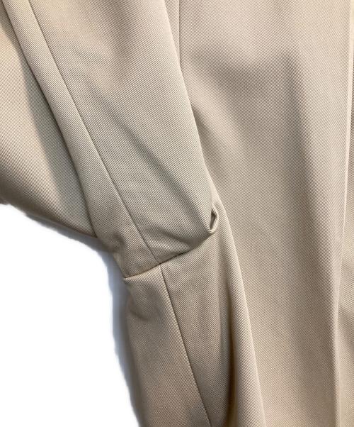 Rumche（ラムシェ）Rumche (ラムシェ) タックワイドパンツ ベージュ サイズ:Ｍの古着・服飾アイテム